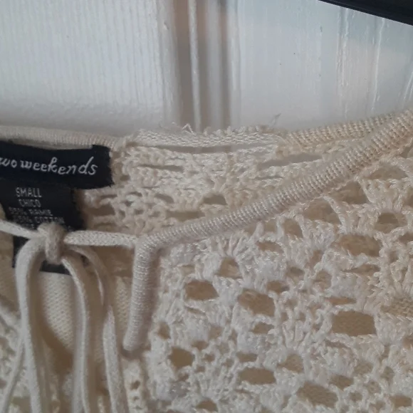 Y2K Crochet neckline Top w/ 3/4 split sleeves Lightweight Knit beaded tie - Picture 10 of 15